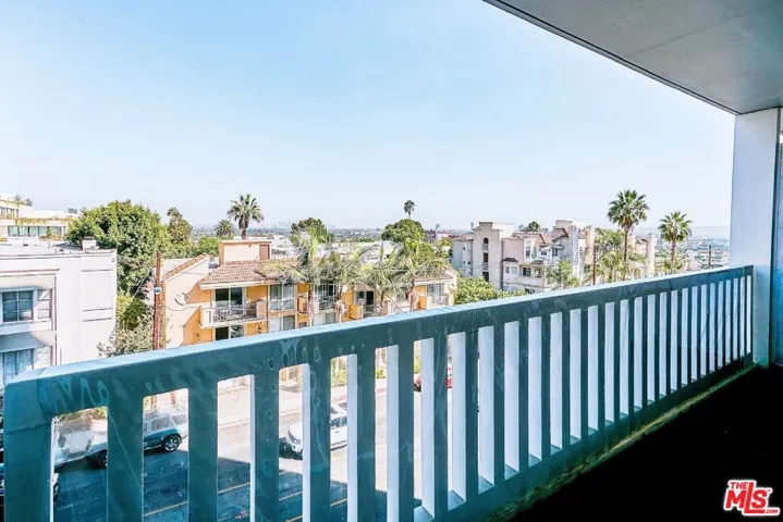 999 N Doheny Drive 307, West Hollywood, California 90069