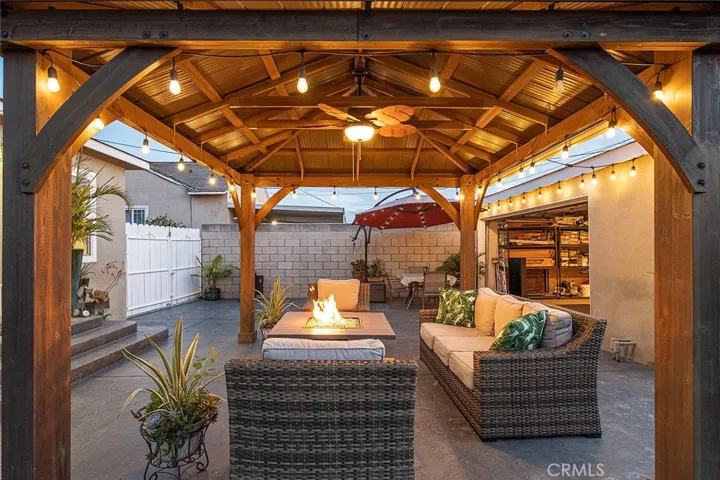 4341 Gundry Avenue, Long Beach, California 90807