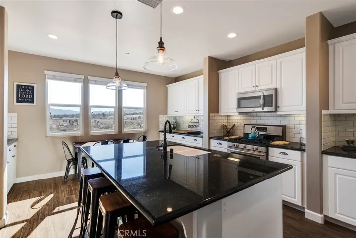 7921 Cibola Trail, Yucca Valley, California 92284