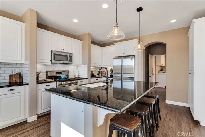 7921 Cibola Trail, Yucca Valley, California 92284