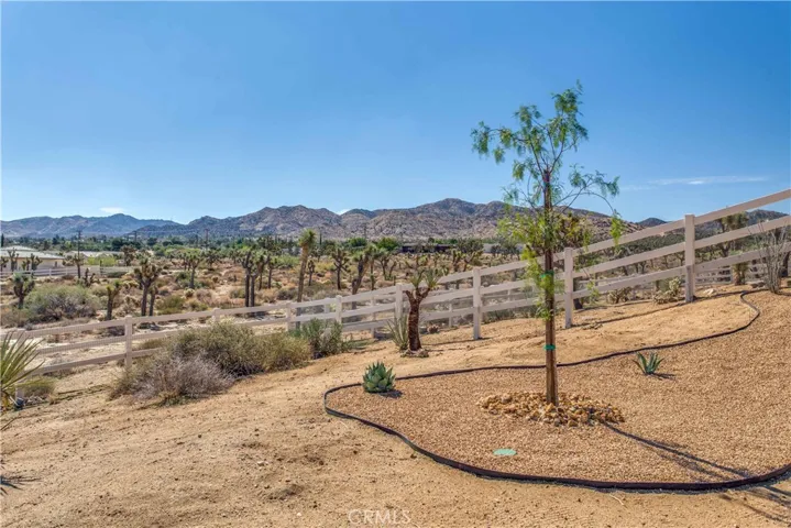 7921 Cibola Trail, Yucca Valley, California 92284