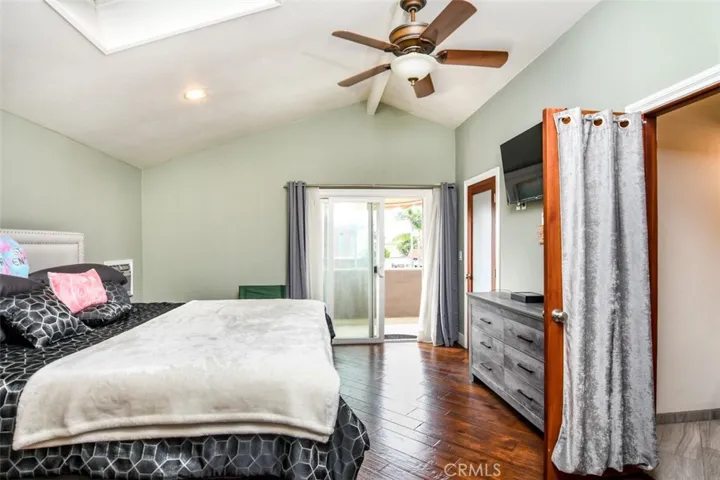 8121 Dartmoor Drive, Huntington Beach, California 92646