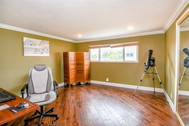8121 Dartmoor Drive, Huntington Beach, California 92646