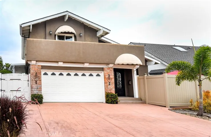 8121 Dartmoor Drive, Huntington Beach, California 92646