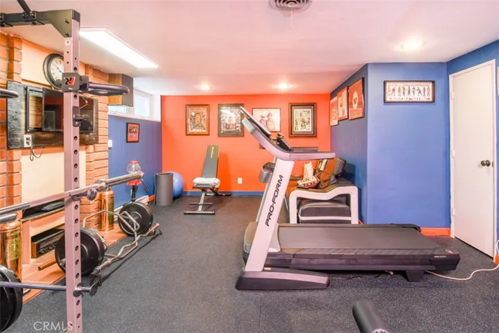 8121 Dartmoor Drive, Huntington Beach, California 92646