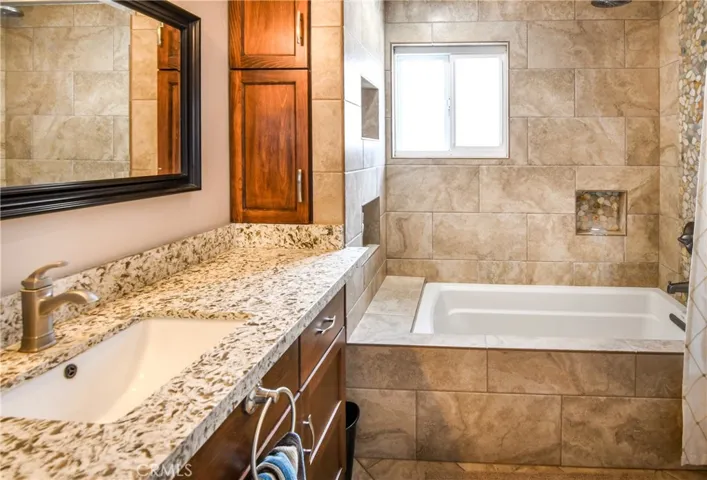 8121 Dartmoor Drive, Huntington Beach, California 92646
