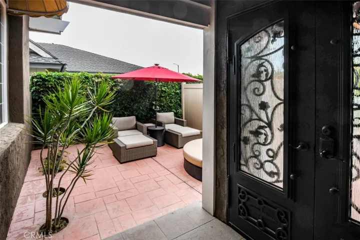 8121 Dartmoor Drive, Huntington Beach, California 92646
