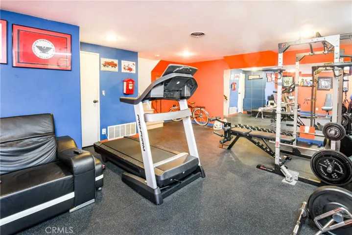 8121 Dartmoor Drive, Huntington Beach, California 92646