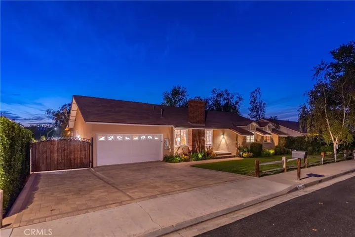 1030 Mellow Lane, Simi Valley, California 93065
