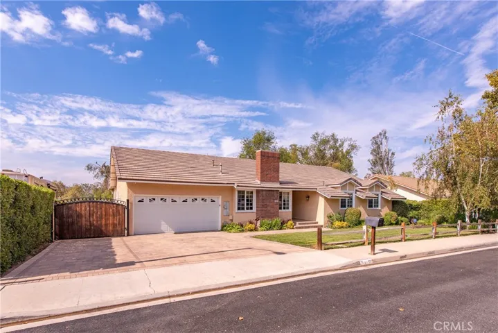 1030 Mellow Lane, Simi Valley, California 93065