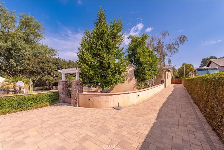 1030 Mellow Lane, Simi Valley, California 93065