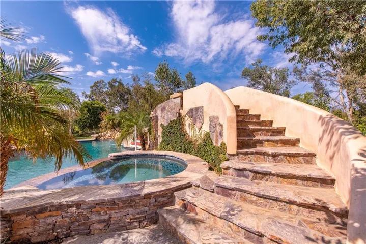 1030 Mellow Lane, Simi Valley, California 93065