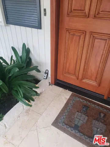18034 Sandy Drive, Pacific Palisades, California 90272