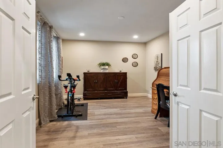 15989 Cumberland Drive, Poway, California 92064