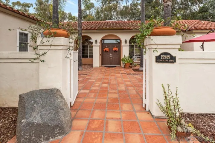 15989 Cumberland Drive, Poway, California 92064