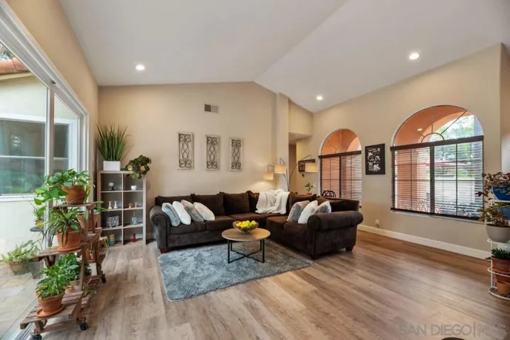 15989 Cumberland Drive, Poway, California 92064