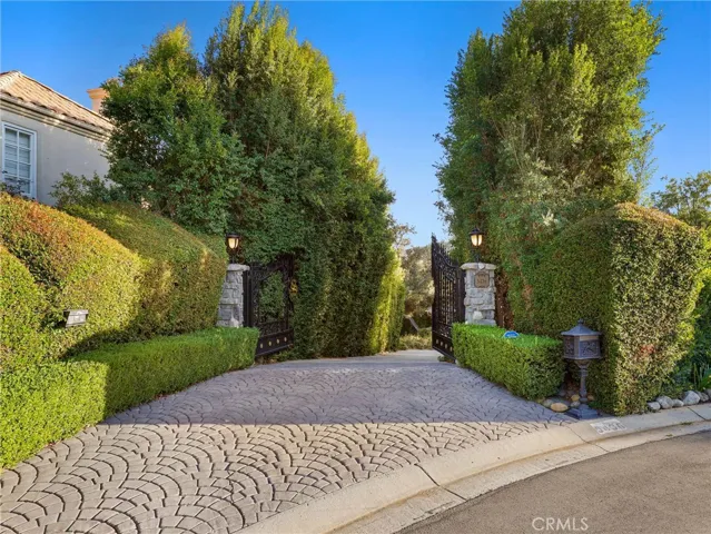 5436 Indian Trail Court, Westlake Village, California 91362