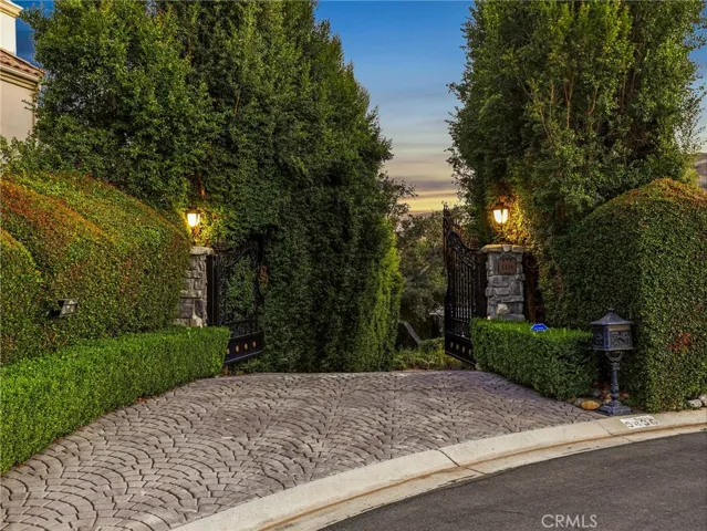 5436 Indian Trail Court, Westlake Village, California 91362