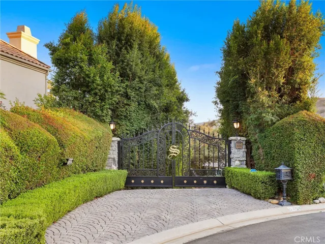 5436 Indian Trail Court, Westlake Village, California 91362