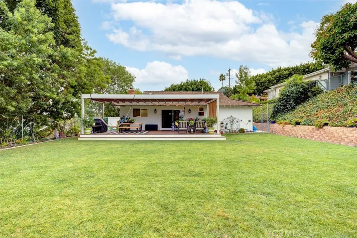 2219 Estribo Drive, Rolling Hills Estates, California 90274