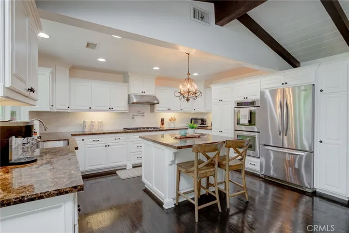 2219 Estribo Drive, Rolling Hills Estates, California 90274