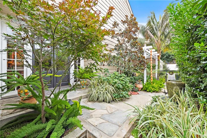 57 Hillsdale Drive 37, Newport Beach, California 92660
