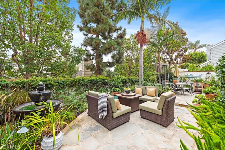 57 Hillsdale Drive 37, Newport Beach, California 92660