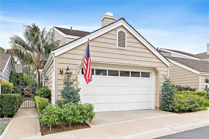 57 Hillsdale Drive 37, Newport Beach, California 92660