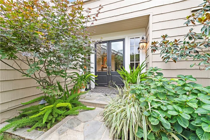 57 Hillsdale Drive 37, Newport Beach, California 92660