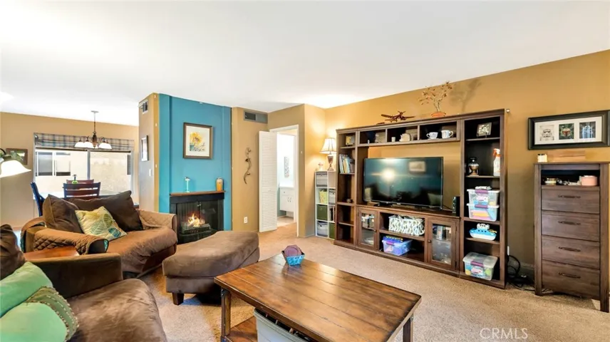 9691 Via Torino 162, Burbank, California 91504