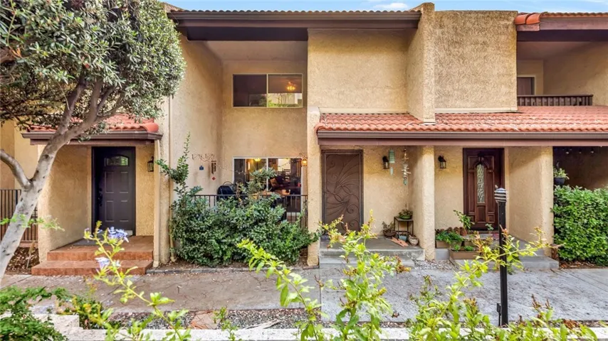 9691 Via Torino 162, Burbank, California 91504