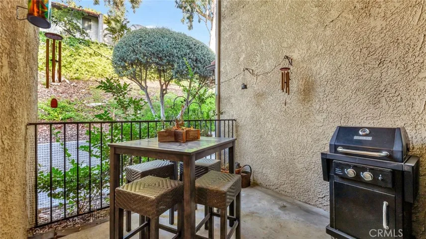 9691 Via Torino 162, Burbank, California 91504