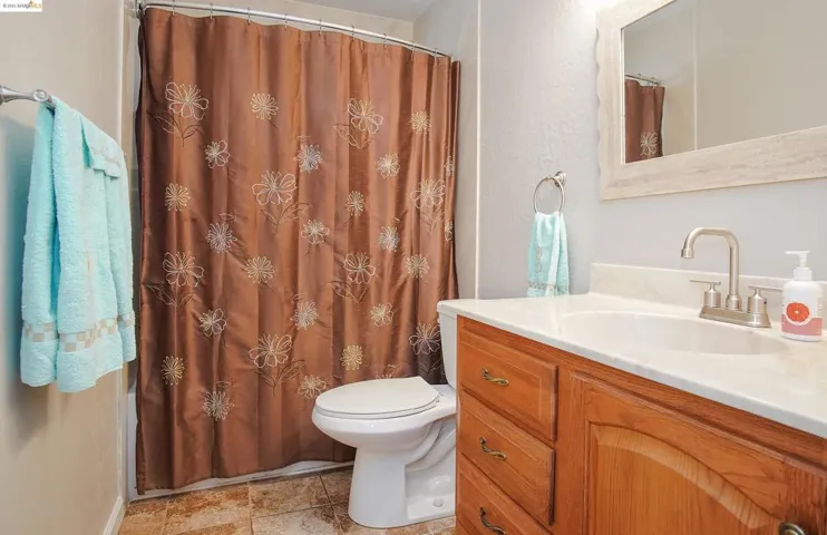 2907 El Monte Way, Antioch, California 94509