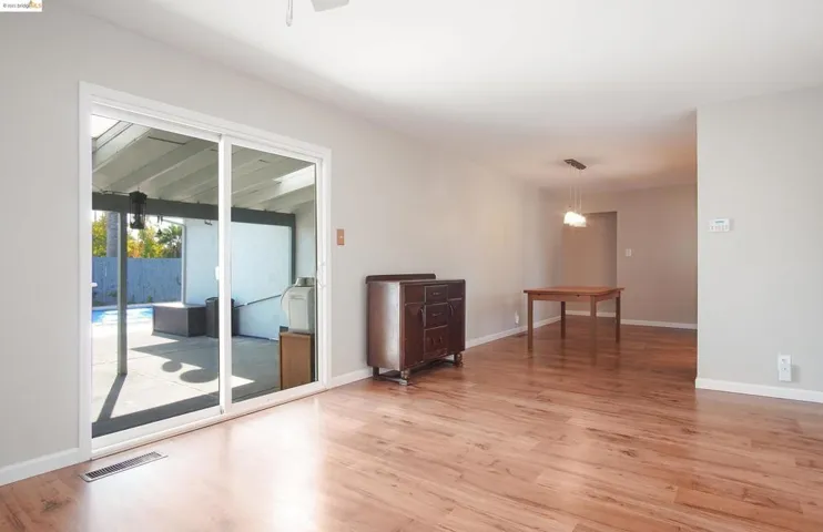 2907 El Monte Way, Antioch, California 94509