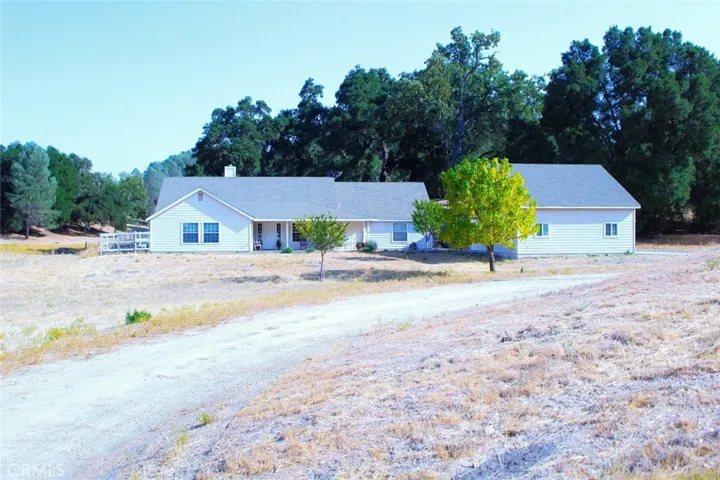 10050 San Guillermo Lane, Atascadero, California 93422