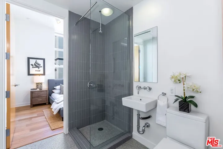 4080 Glencoe Avenue 311, Marina Del Rey, California 90292