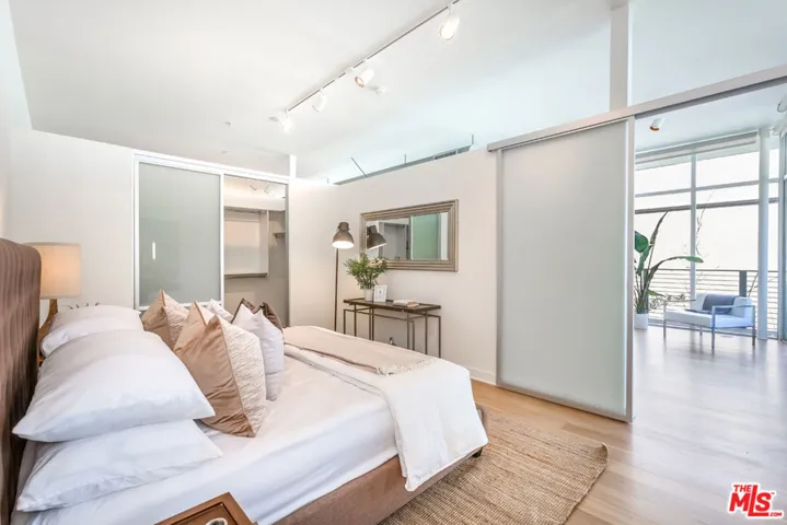 4080 Glencoe Avenue 311, Marina Del Rey, California 90292