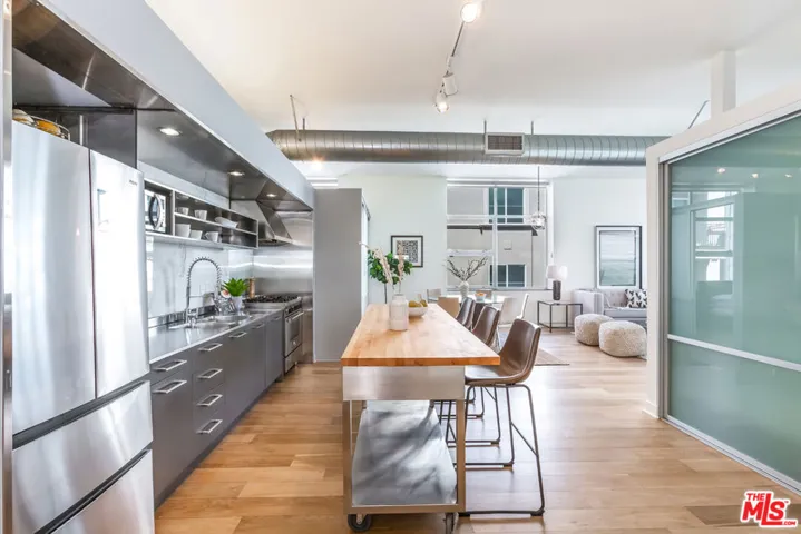 4080 Glencoe Avenue 311, Marina Del Rey, California 90292