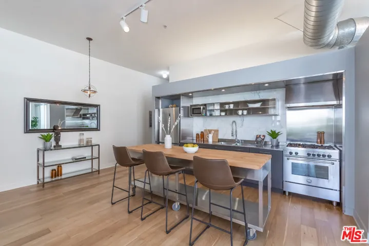 4080 Glencoe Avenue 311, Marina Del Rey, California 90292