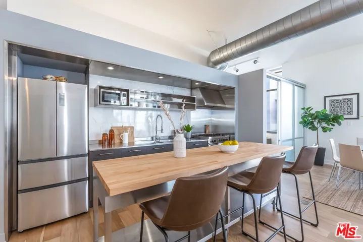 4080 Glencoe Avenue 311, Marina Del Rey, California 90292