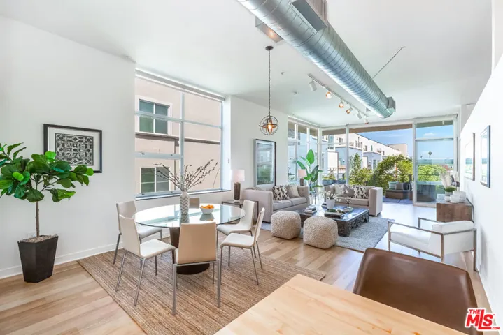 4080 Glencoe Avenue 311, Marina Del Rey, California 90292