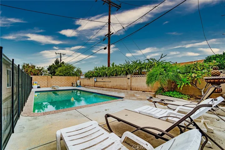920 S Roanne Street, Anaheim, California 92804
