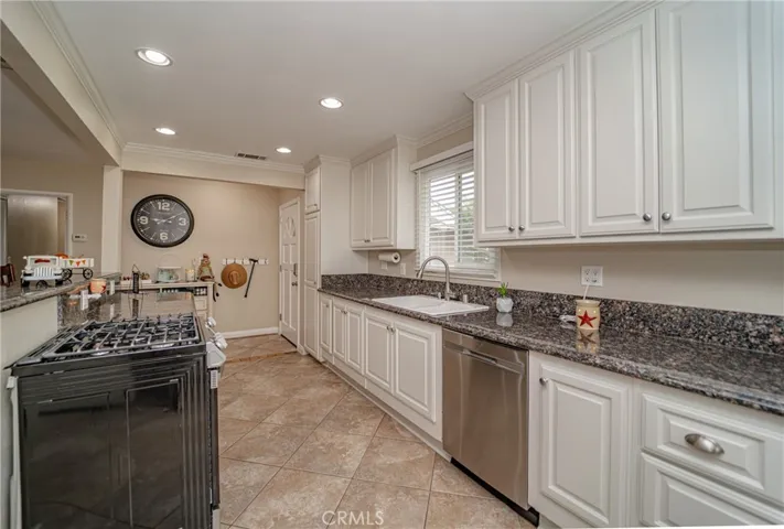 920 S Roanne Street, Anaheim, California 92804