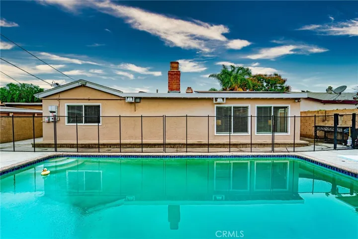920 S Roanne Street, Anaheim, California 92804