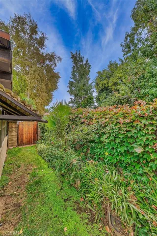 23795 Via Kannela, Valencia, California 91355