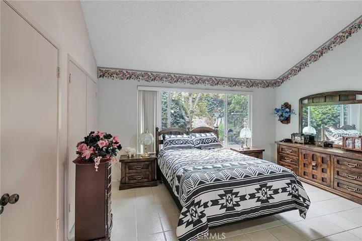 23795 Via Kannela, Valencia, California 91355