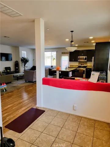 277 Bloomigton Avenue 227, Rialto, California 92376