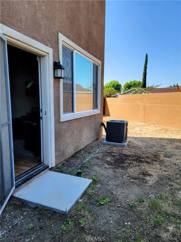 277 Bloomigton Avenue 227, Rialto, California 92376