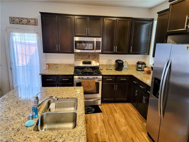 277 Bloomigton Avenue 227, Rialto, California 92376
