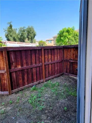 277 Bloomigton Avenue 227, Rialto, California 92376
